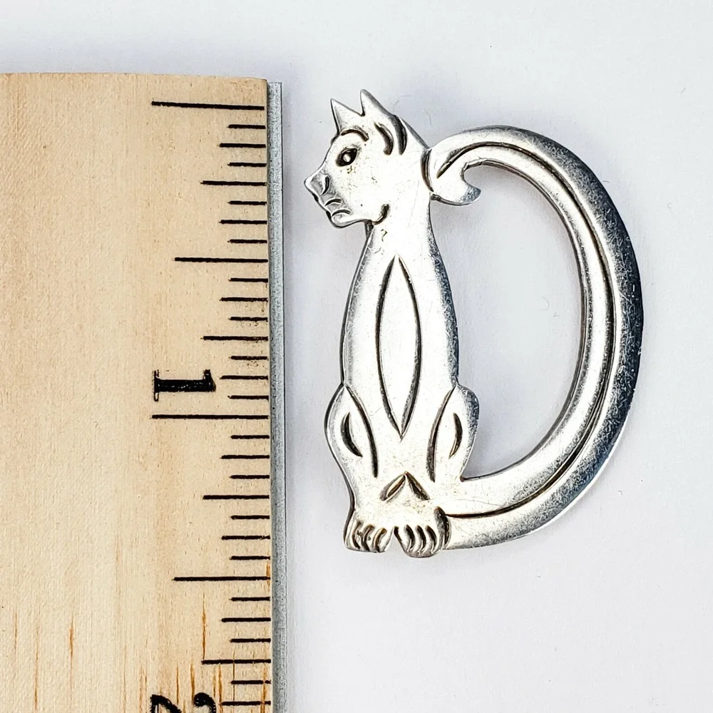 Mexico Cat Brooch 925 Sterling Silver Vintage Etched TM-238 Taxco Pin